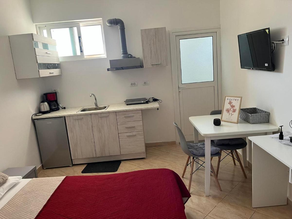Mimoza Apartments ساراندا المظهر الخارجي الصورة