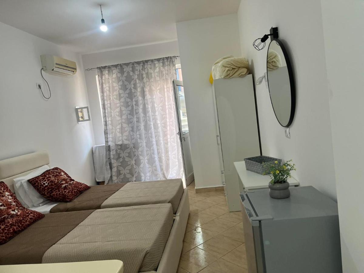 Mimoza Apartments ساراندا المظهر الخارجي الصورة